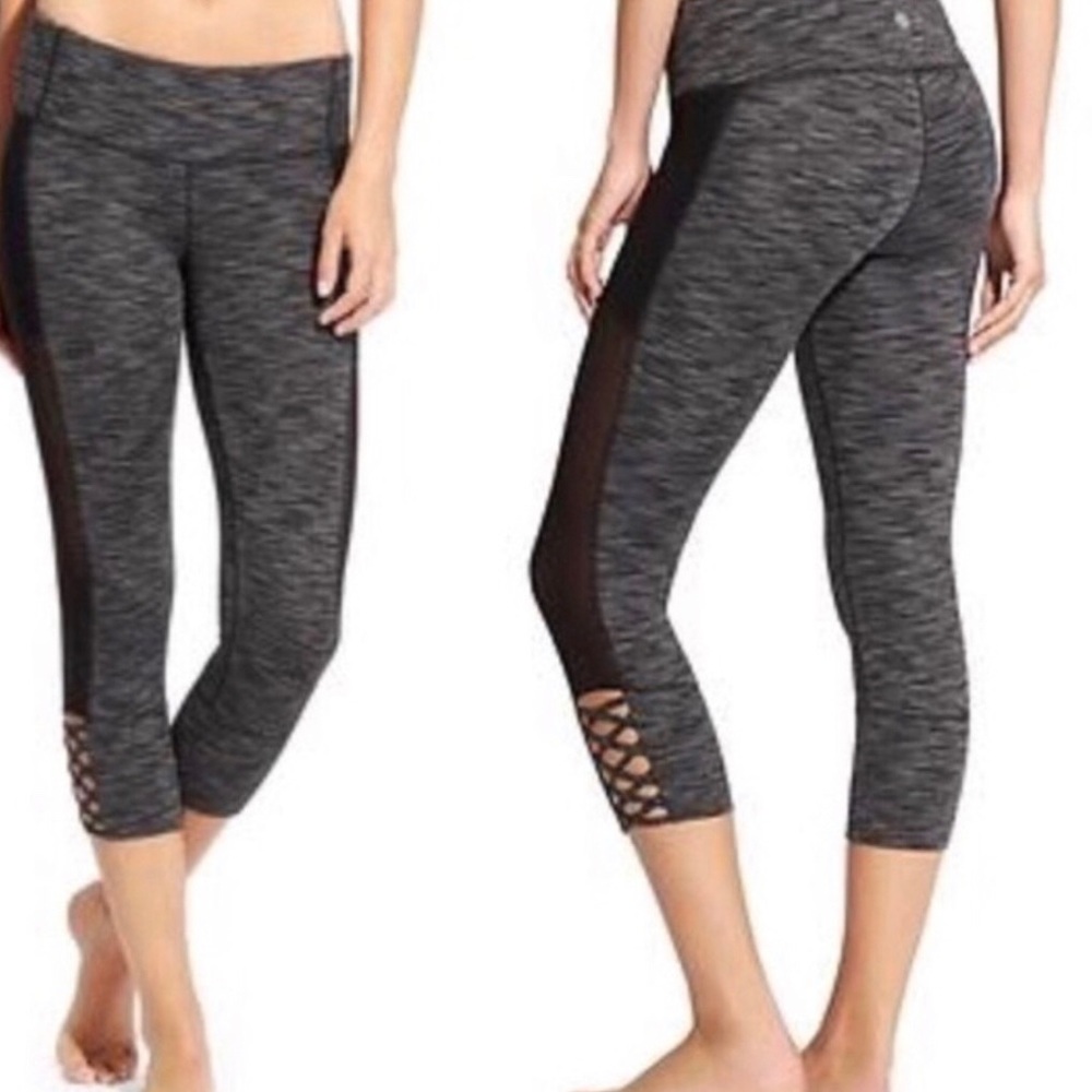Athleta Black And Gray Capri Leggings Yoga Mesh S
